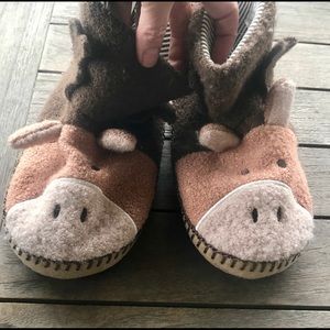 Hanna Andersson MOOSE Sz 2/3M Slippers